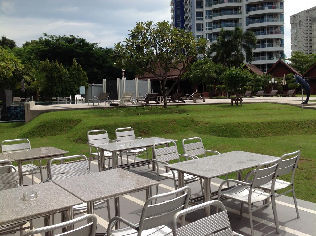 Marsi Pattaya Hotel Bagian luar foto