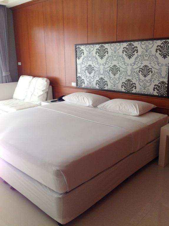 Marsi Pattaya Hotel Bagian luar foto