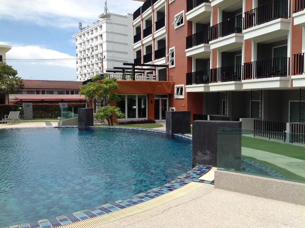Marsi Pattaya Hotel Bagian luar foto