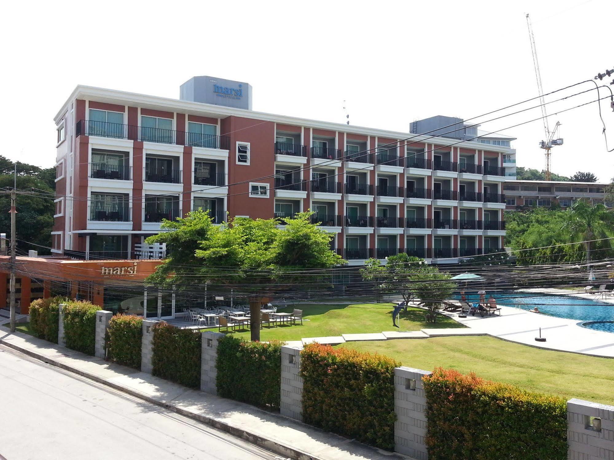 Marsi Pattaya Hotel Bagian luar foto